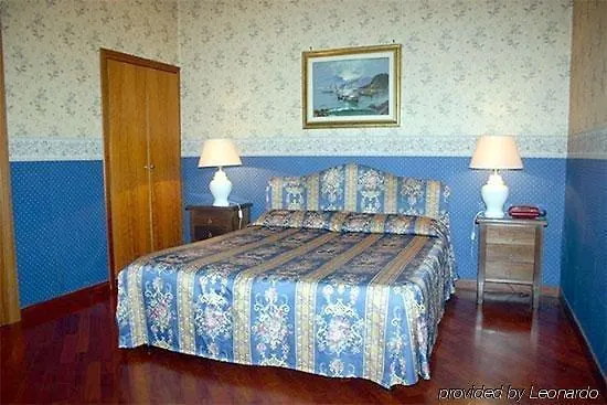 Hotel St. Moritz Rome 3*,