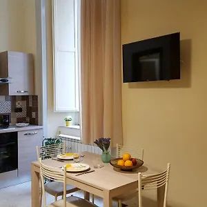 Alojamento de Acomodação e Pequeno-almoço La Canzanella Nápoles