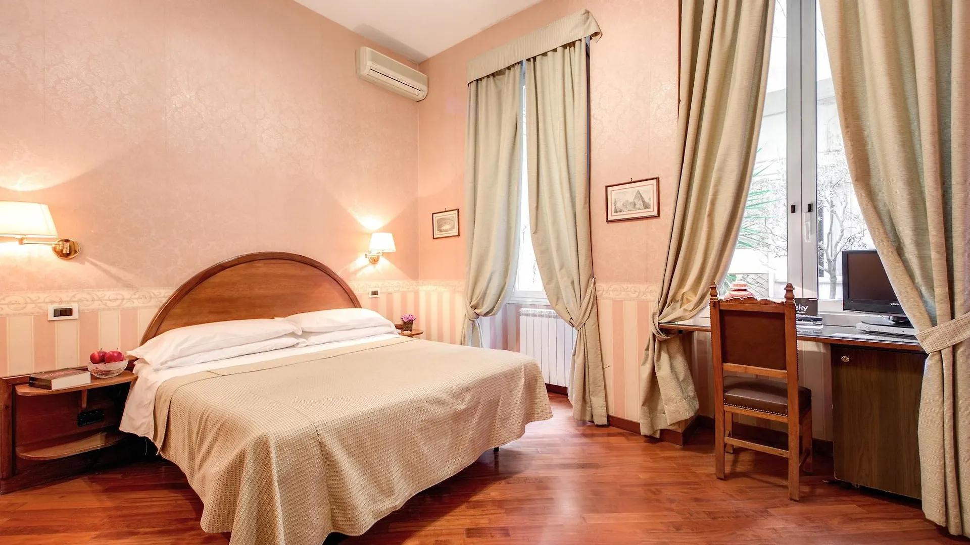 Hotel St. Moritz Рим